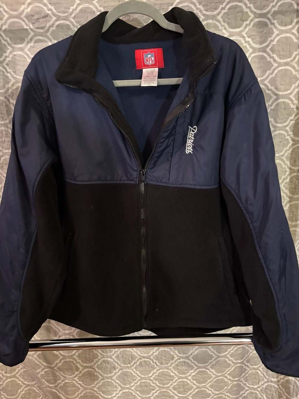 NFL New England Patriots Full Zip Fleece Nylon Hybrid Jacket Size M